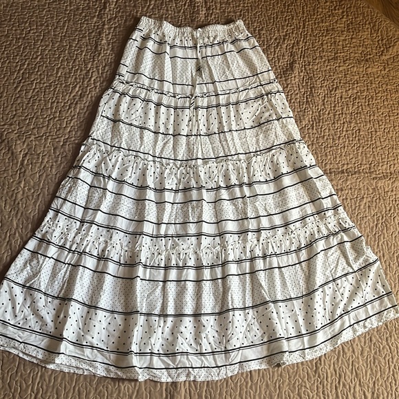 Mi Ami Maxi skirt - Picture 9 of 12